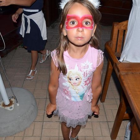 Club De Vacanta Corabia Piratilor-Mamaia Nord Năvodari Eksteriør billede