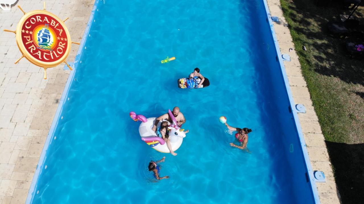 Club De Vacanta Corabia Piratilor-Mamaia Nord Năvodari Eksteriør billede