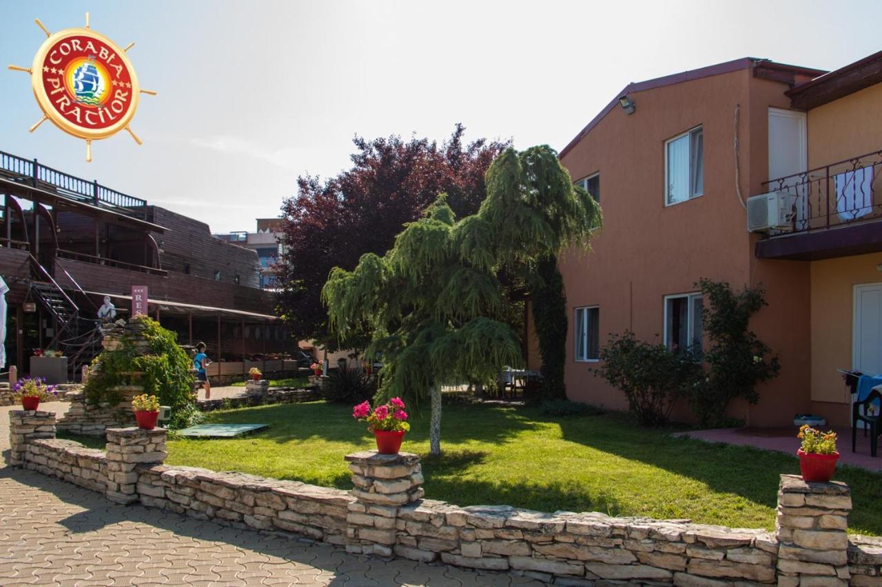 Club De Vacanta Corabia Piratilor-Mamaia Nord Năvodari Eksteriør billede